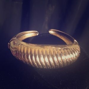 Coro Pat Pending Bracelet